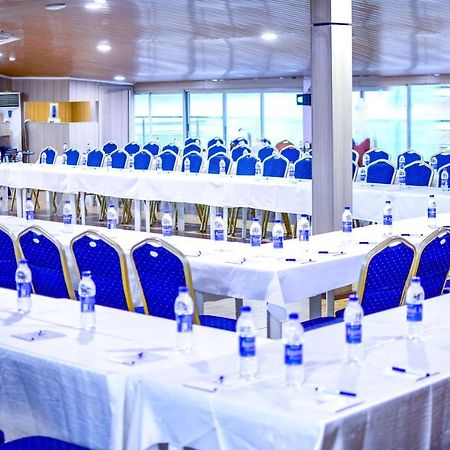 Golfview Suites & Conference Center Ikeja Εξωτερικό φωτογραφία